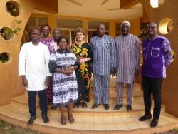 P1080991 (Custom) P1080991 (Custom)