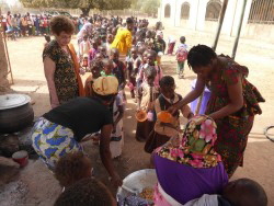 P1090104 (Custom) P1090104 (Custom)