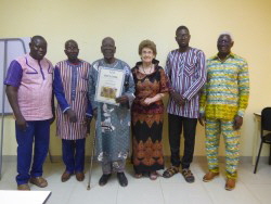 P1090138 (Custom) P1090138 (Custom)