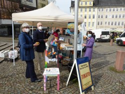 P1060631 (Custom) P1060631 (Custom)